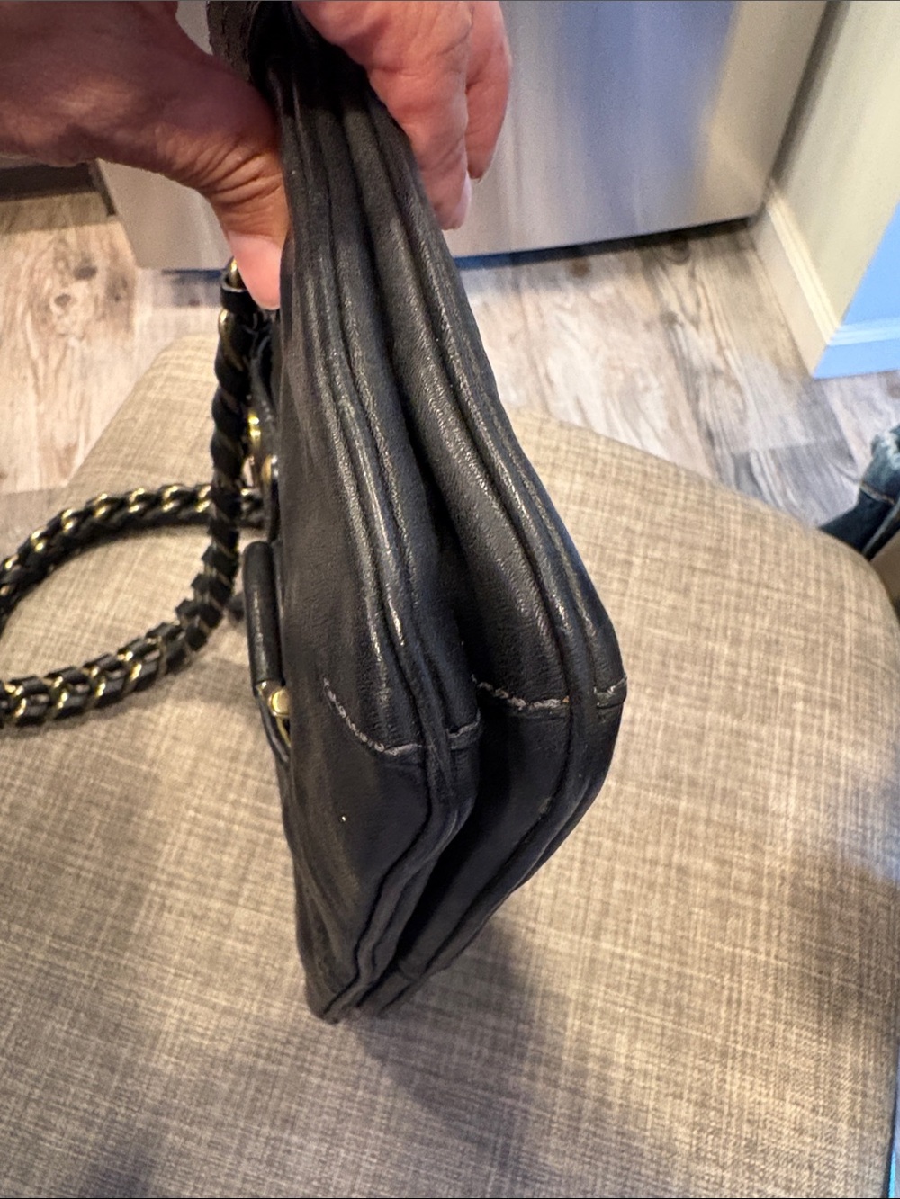 Coach Black Leather Shoulder Bag with Gold Hardware - Picture 6 of 13